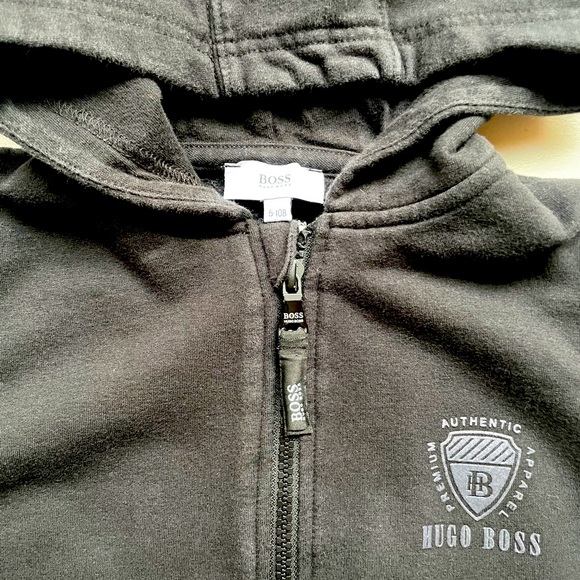 Boys HUGO BOSS zipper hoodie - Picture 4 of 5